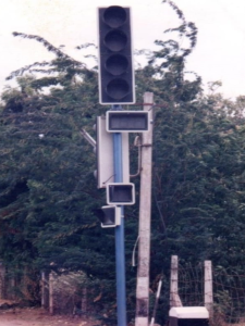 Hitech Traffic Signal / LED & Solar